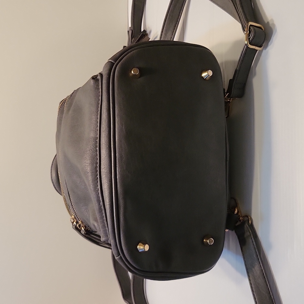 MMS Katie Womens Grey Convertible Shoulder Faux Vegan Leather Backpack - Picture 5 of 13